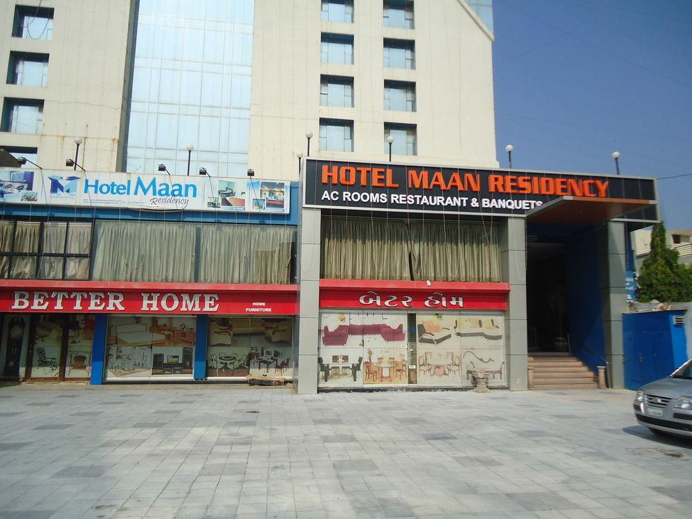 Hotel Maan Residency Satellite Road Ахмедабад Екстер'єр фото