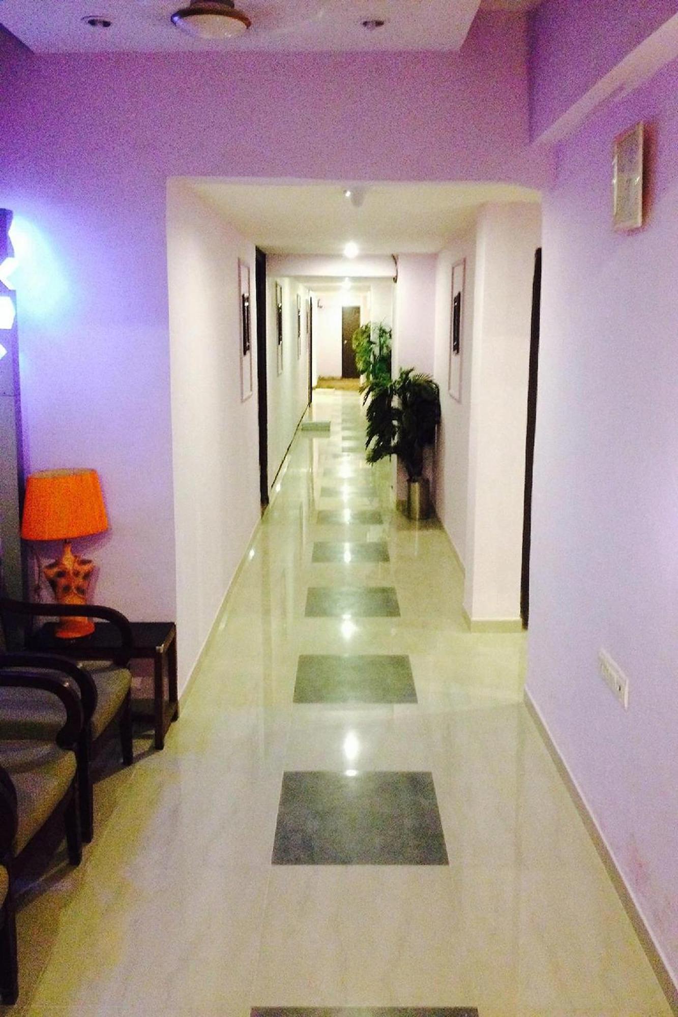 Hotel Maan Residency Satellite Road Ахмедабад Екстер'єр фото